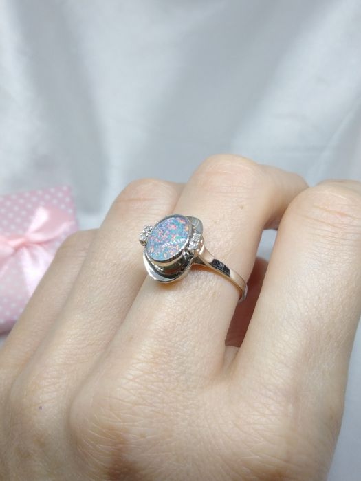 Zloty pierścionek z diamentami i  opalem, złoto białe 585, Rozmiar 20