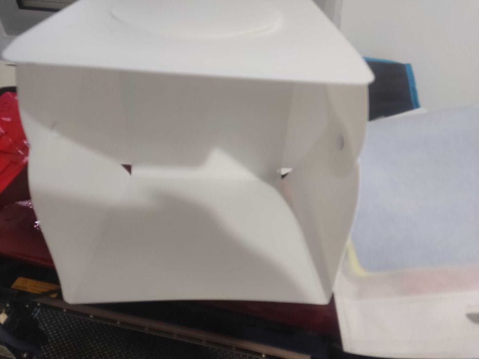 Vários materiais para gravação a laser e trabalhos manuais