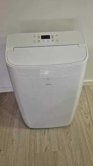 Ar Condicionado Portátil Qilive branco 2 Em 1 (Frio E Calor)