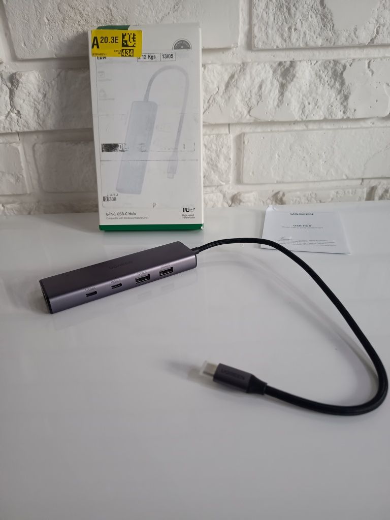 Adapter 1w6 UGREEN CM512 USB-C do 3x USB A 3.0 HDMI RJ45 PD Converter
