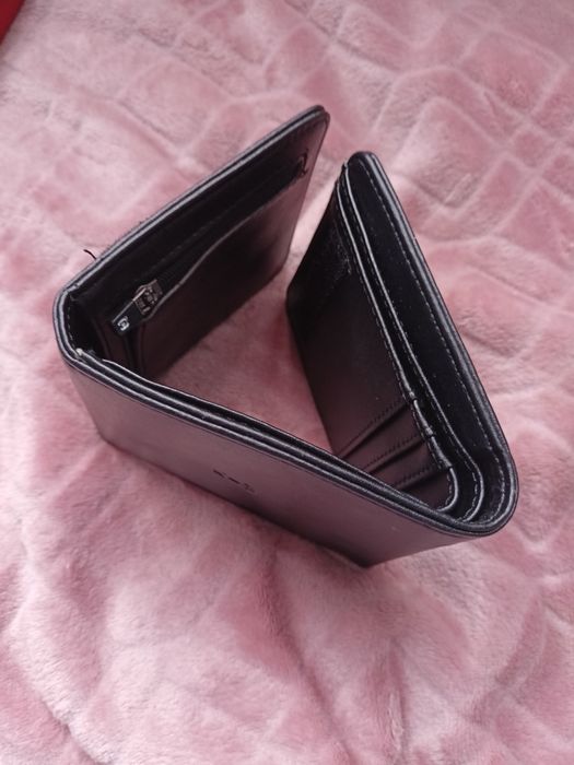 Męski nowy nieużywany portfel