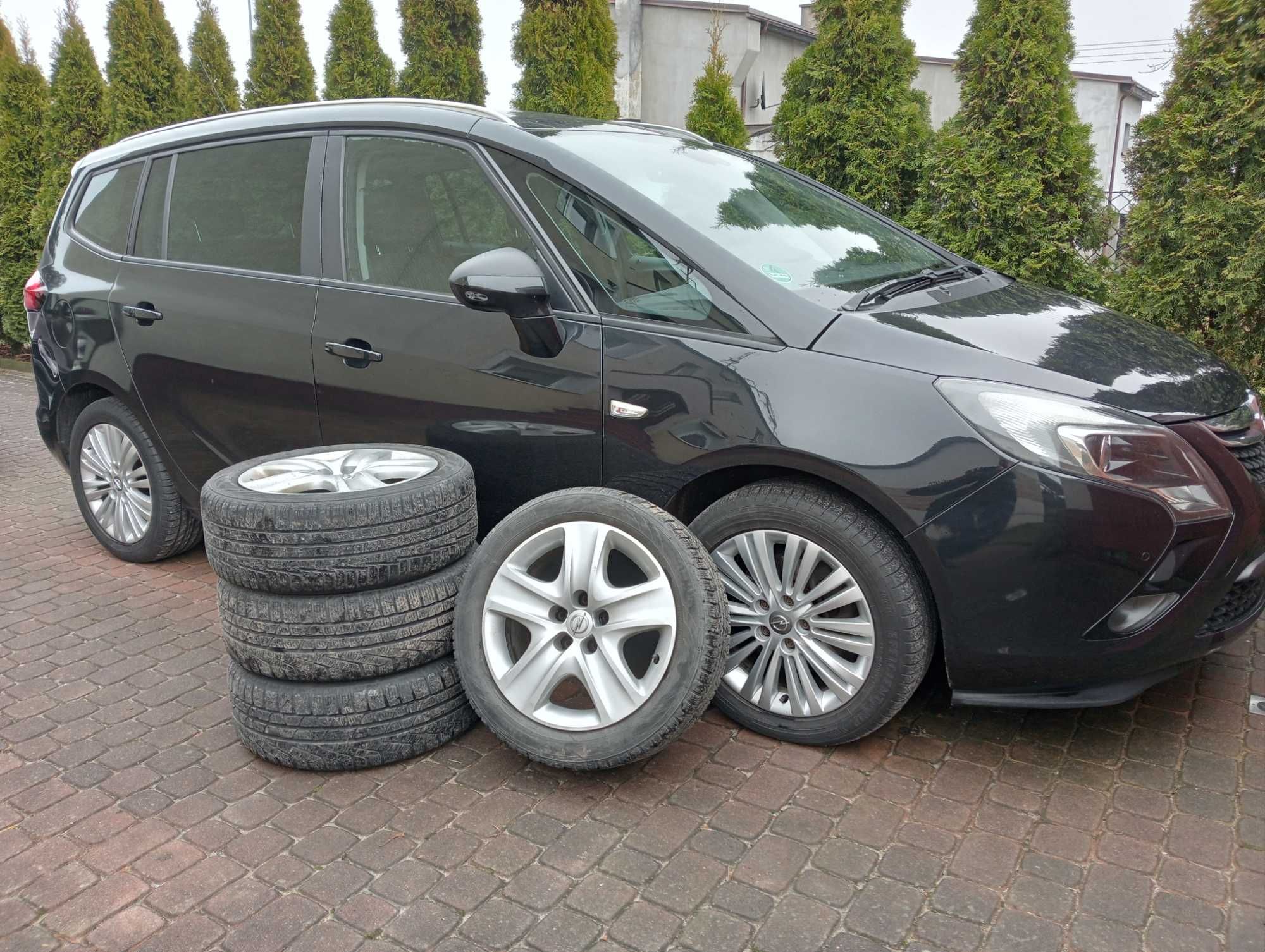 Opel Zafira Tourer 2,0 CDTI , rok 06.2012 , zadbany  204 tyś km.