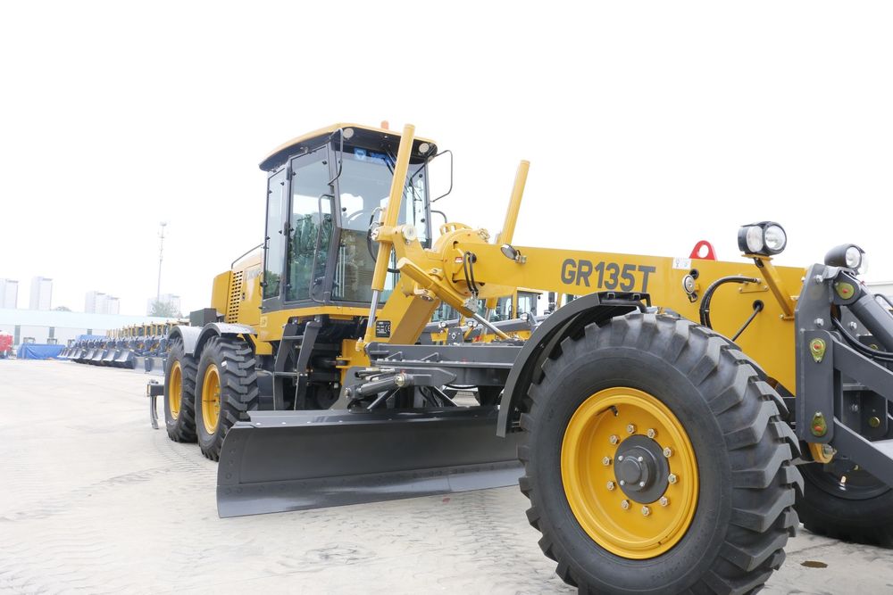 XCMG  XCMG Równiarka Drogowa model GR135T - nowy model 2024