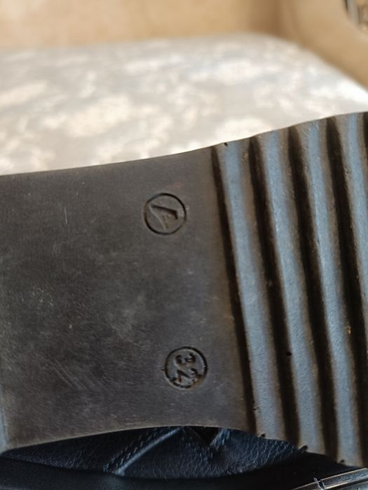 Ботиночки осінні шкіряні