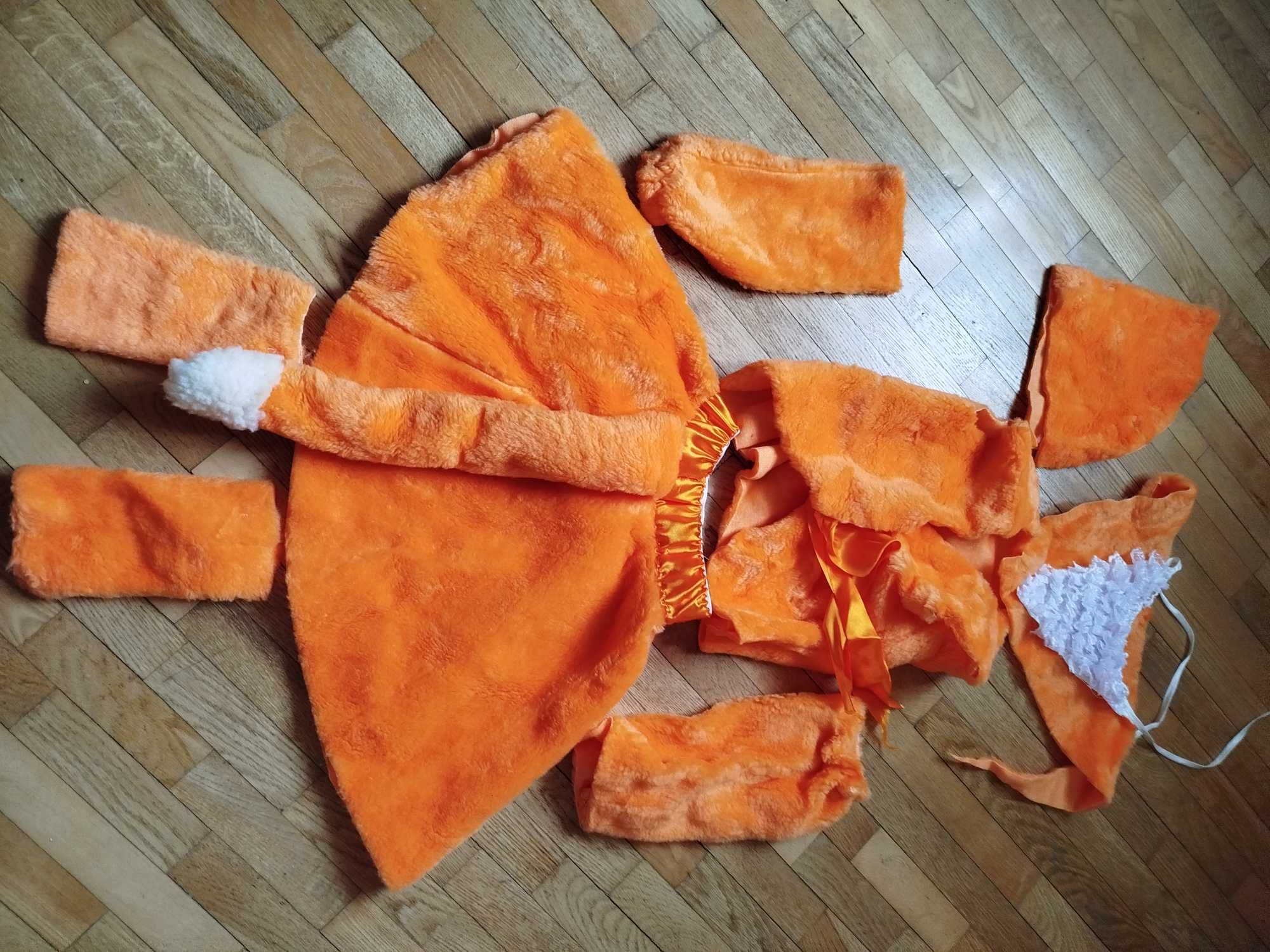 Новорічний костюм лисиці