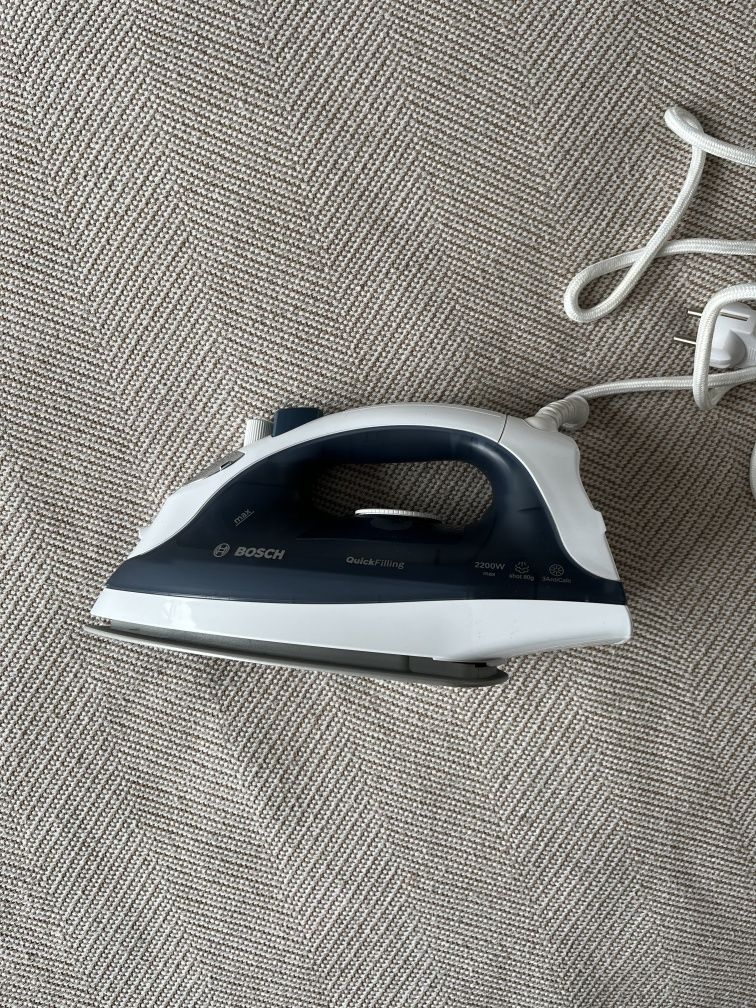 Bosch Żelazko 2200W TDA2365 parowe 3anticalc jak nowe