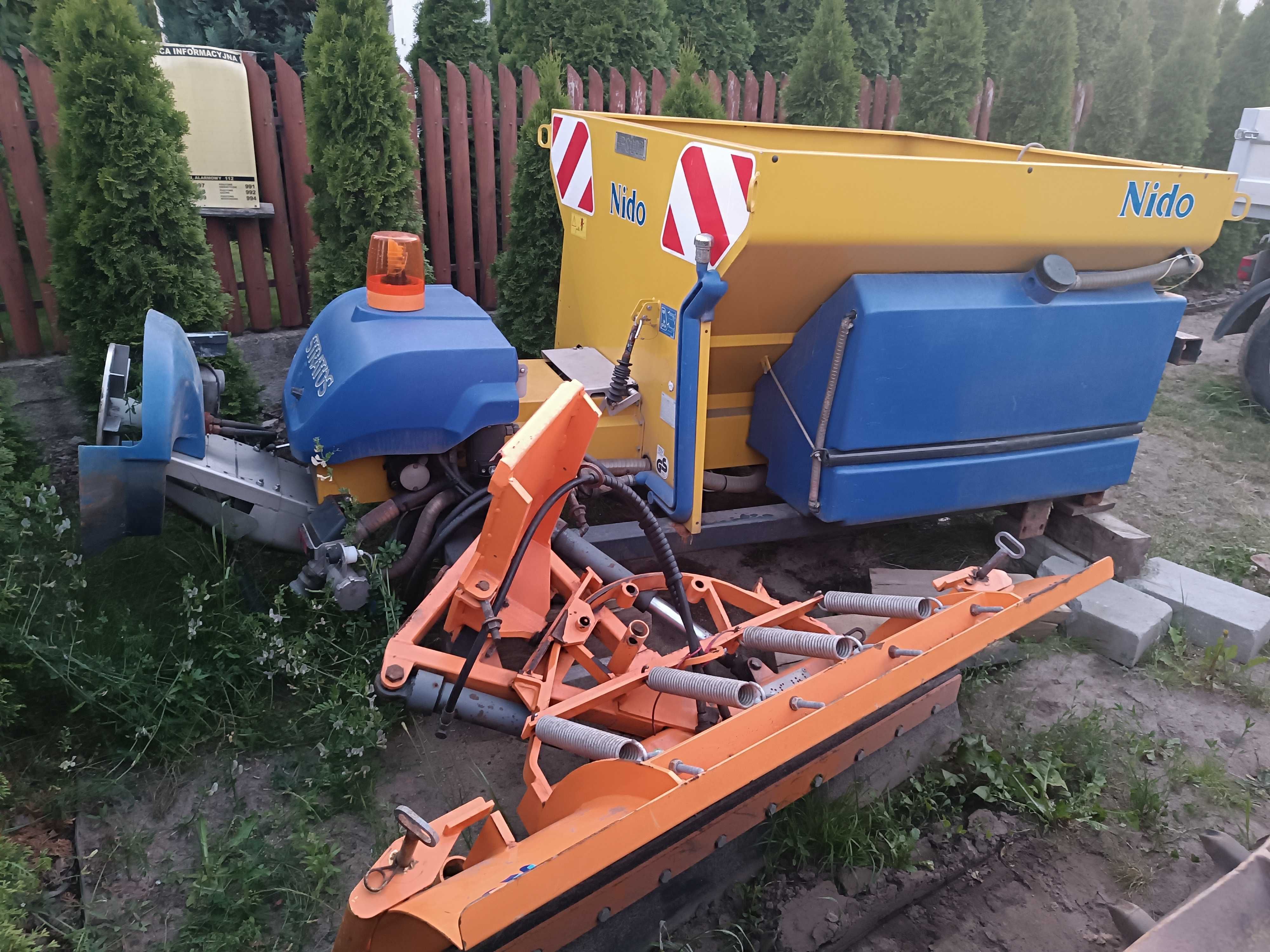 Multicar Boschung wywrotka 4x4 zestaw pług solarka Nido