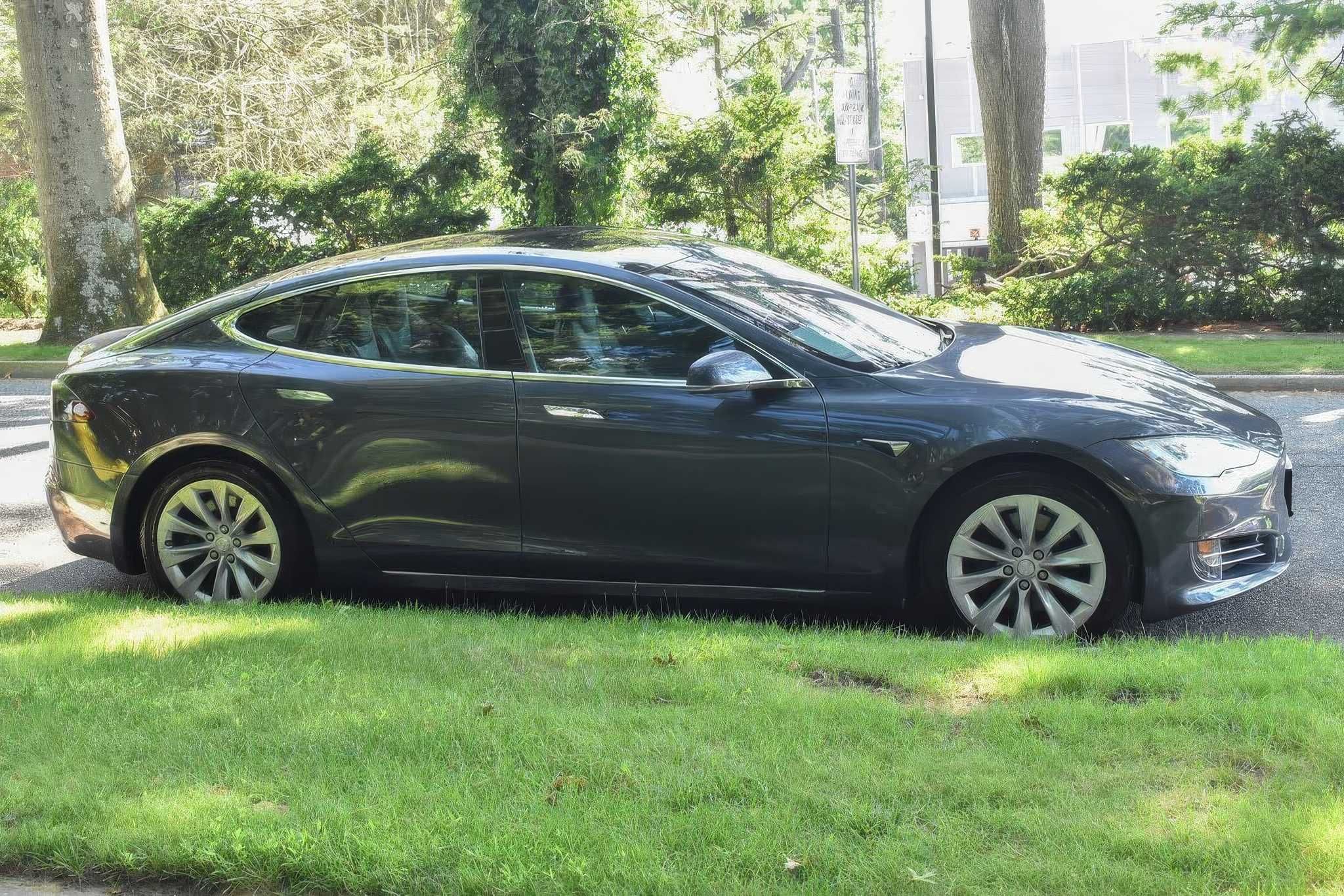 2018 Tesla Model S 75D