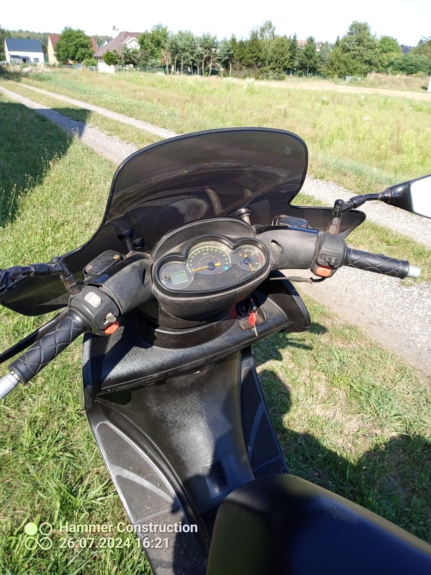Skuter Yamaha Majesty