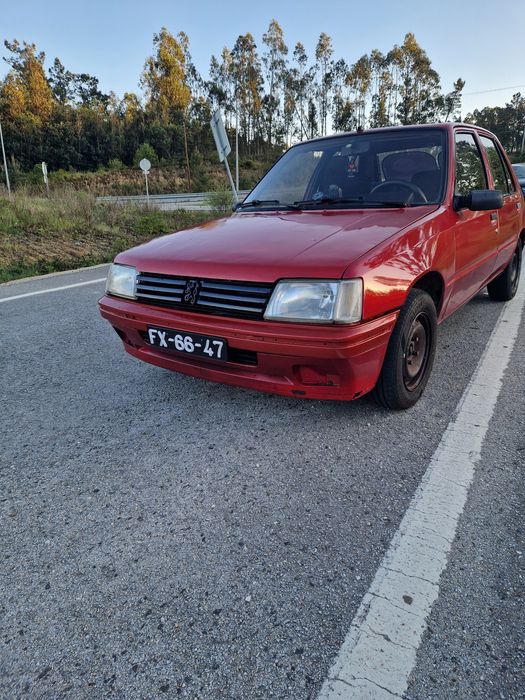 Peugeot 205 diesel 5 lugares