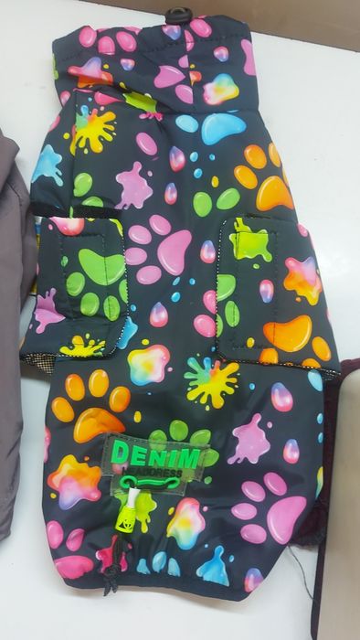 Продам жилети на собак