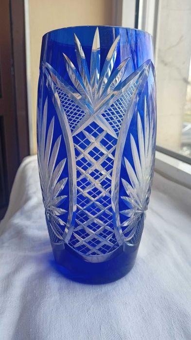 Wazon kryształowy lazurowany kobaltowy szlifowany Irena Inowrocław