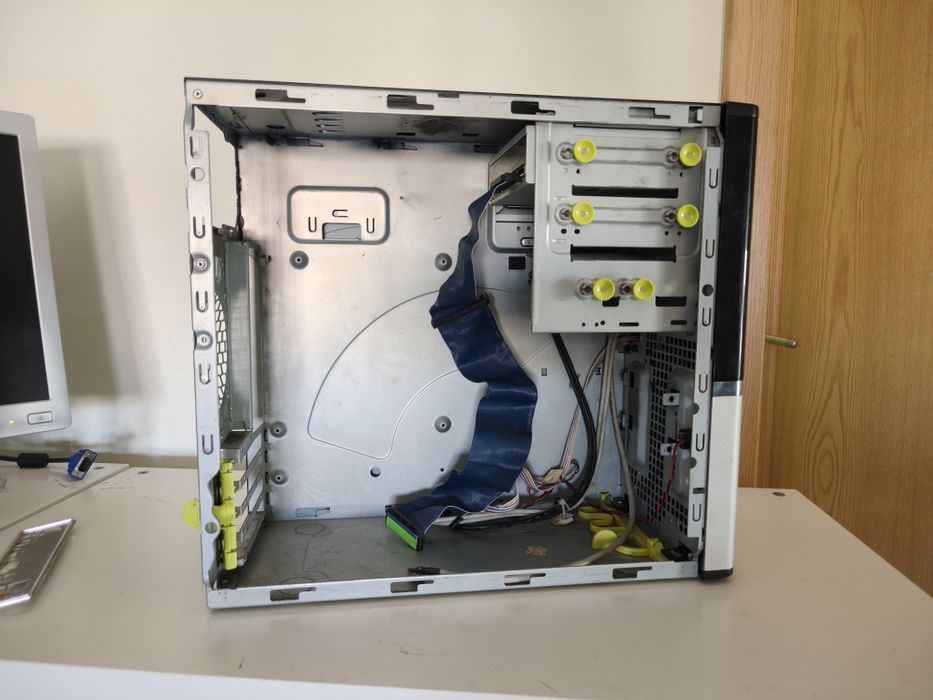 Caixa de PC torre/desktop mATX