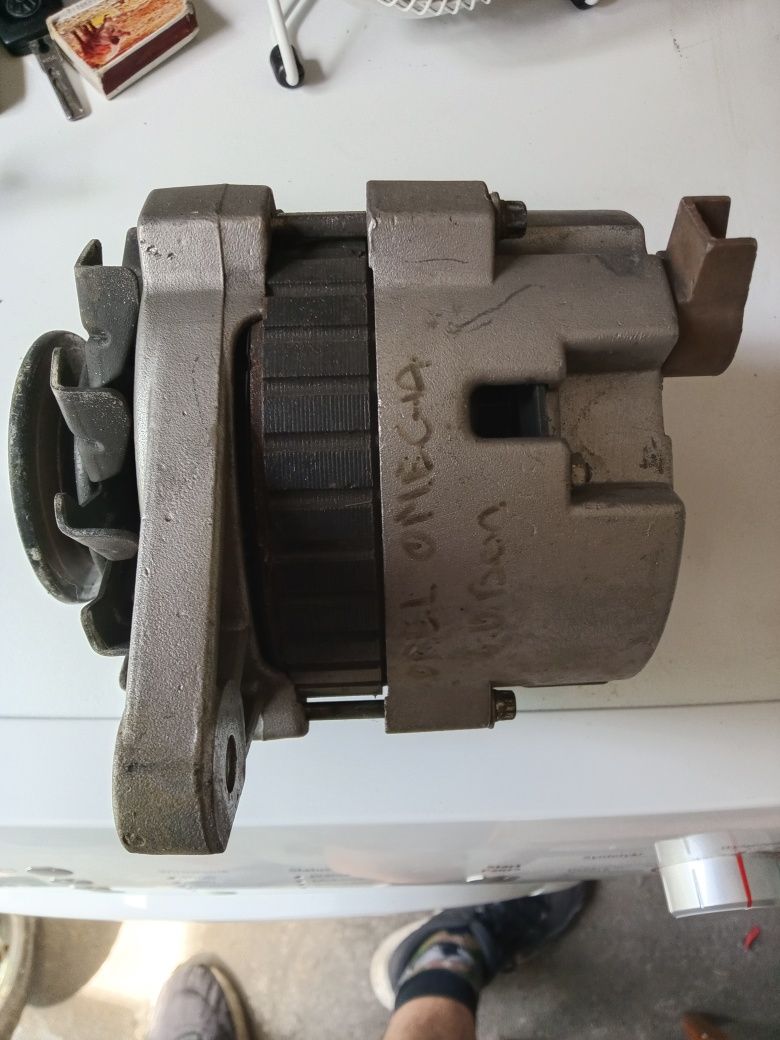 Alternator Opel omega