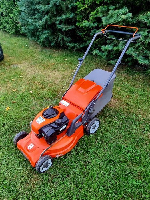 Kosiarka z koszem z napedem HUSQVARNA Lc 247s 3.5km jak NOWA 2016r