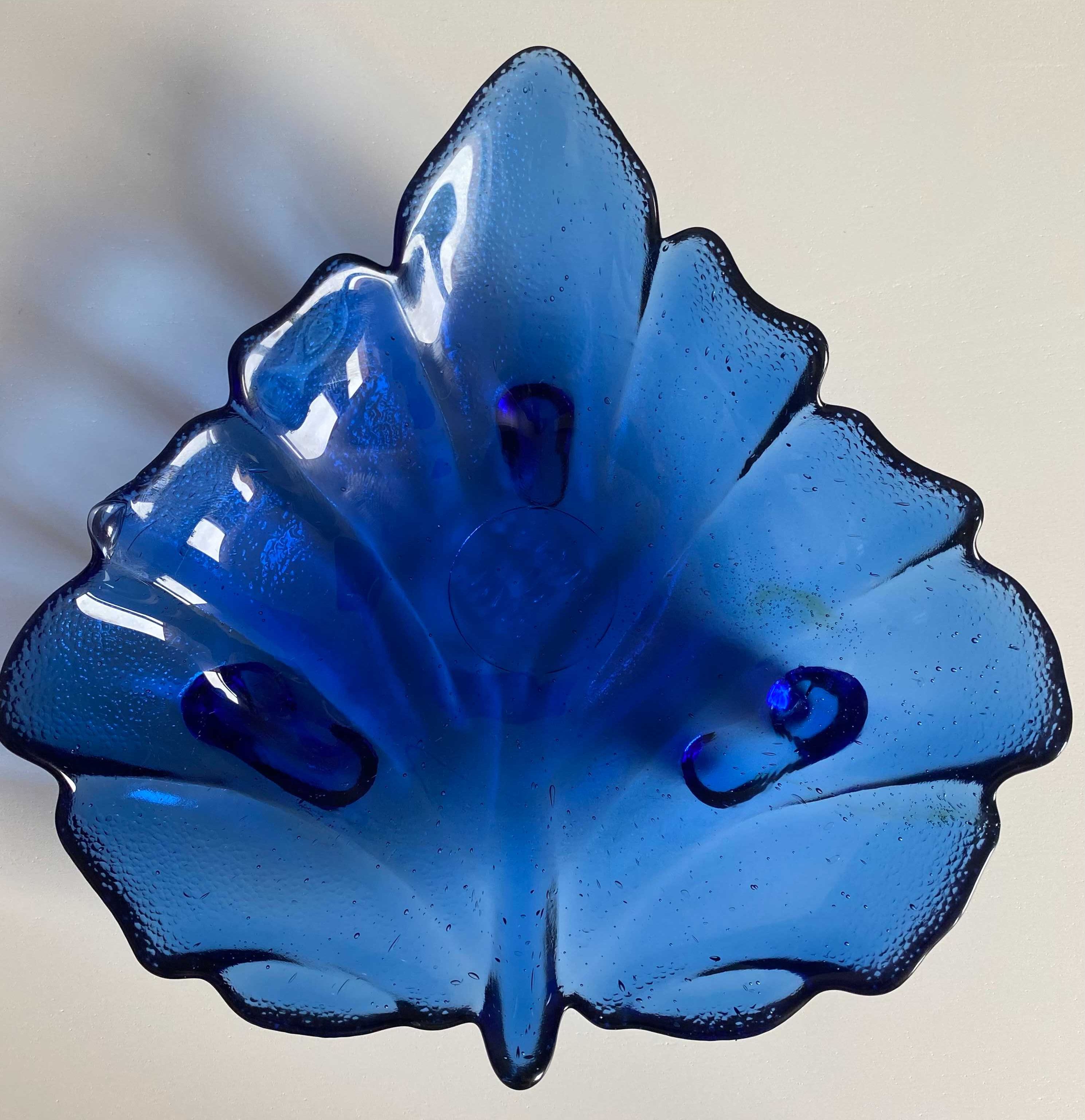 Talerzyk Półmisek 3 szt,  szklany niebieski  w kształcie liścia