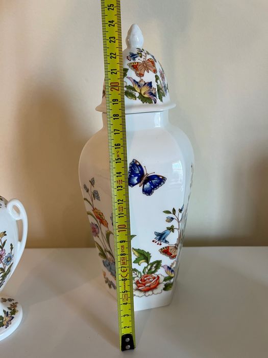 Англійська порцеляна Aynsley Cottage Garden