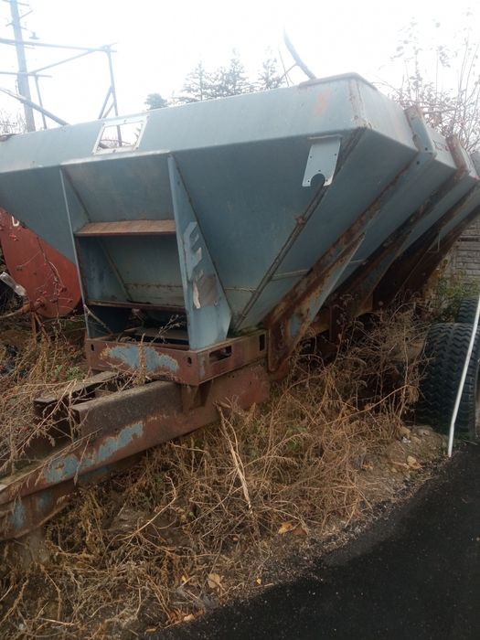 Прицепи тракторні