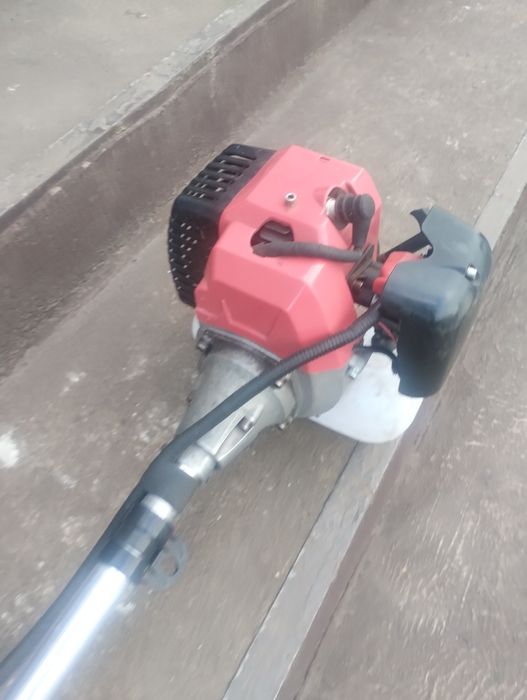 Мотокоса  бензинова