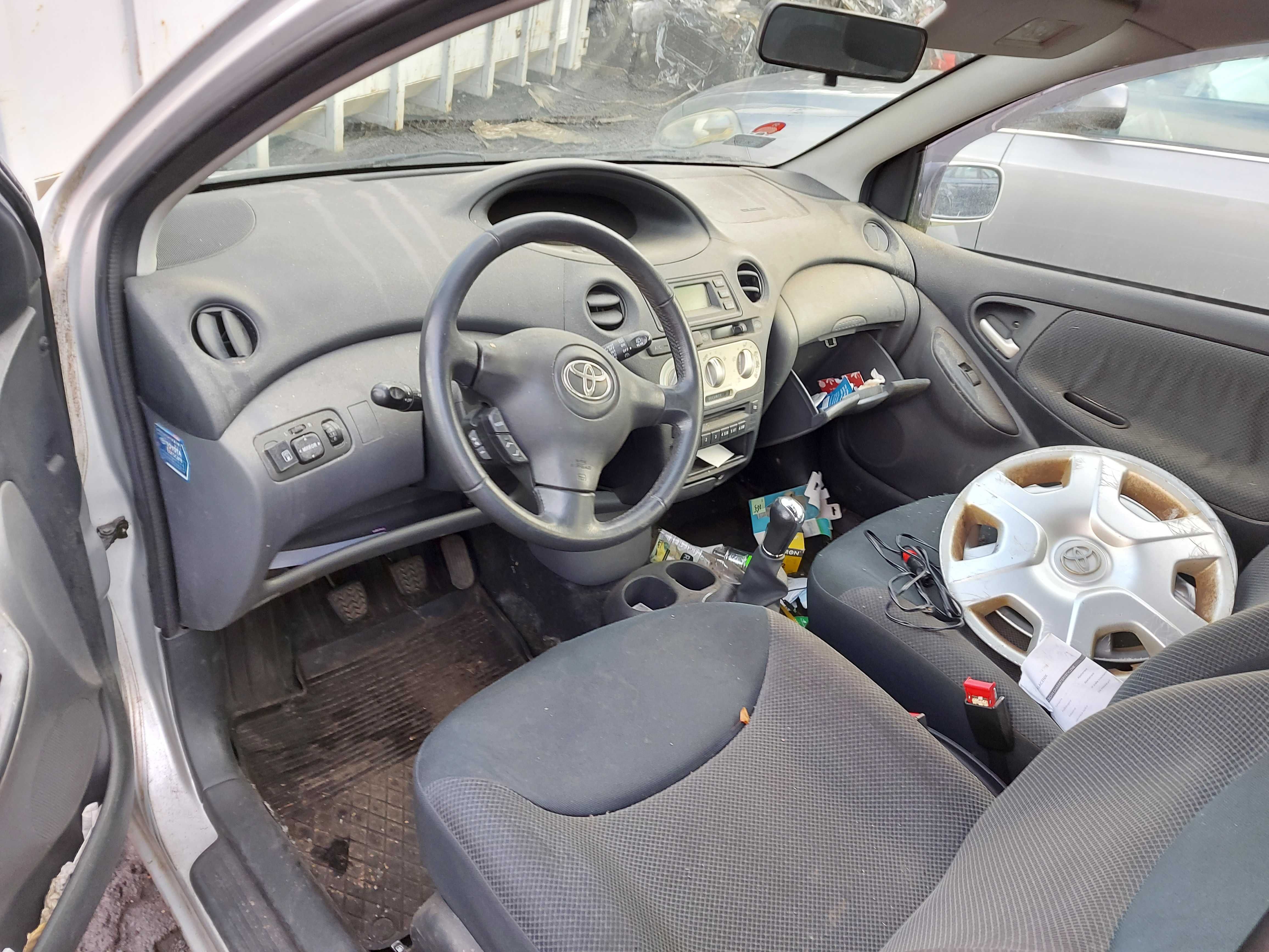 Toyota Yaris I Lift wszystkie części FV transport/dostawa