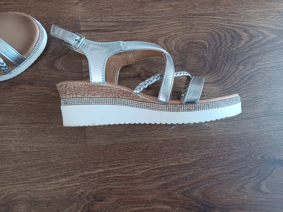 Sandały damskie srebrne