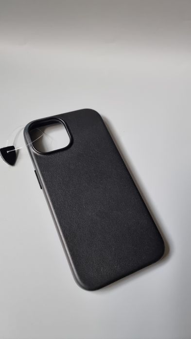 ETUI Plecki SHIELDON Slim do iPhone 15. 6,1

6,1