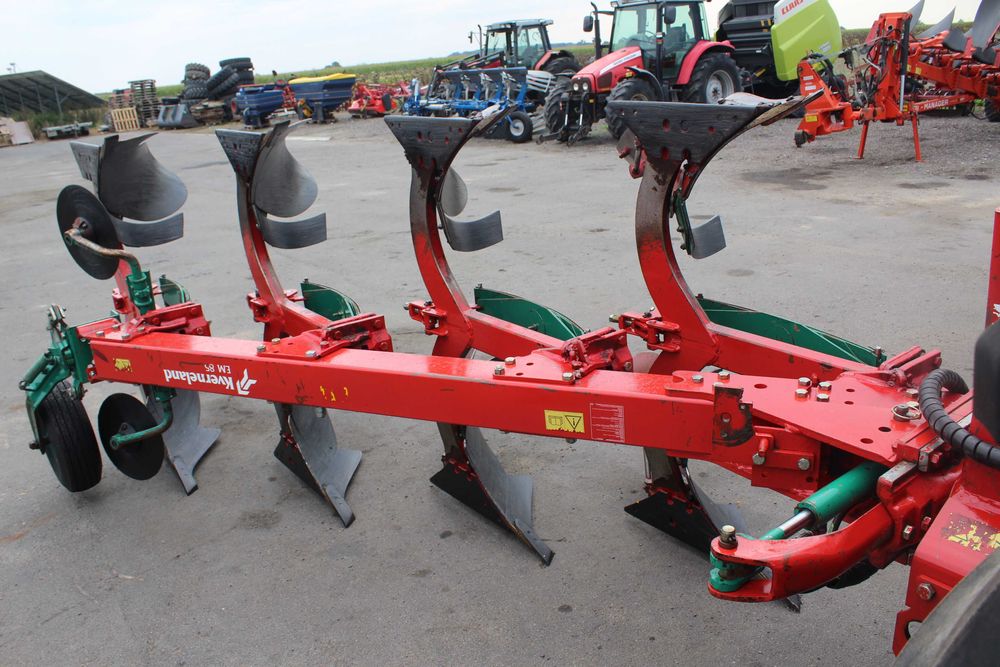 Pług KVERNELAND EM 4 skibowy overum kuhn
