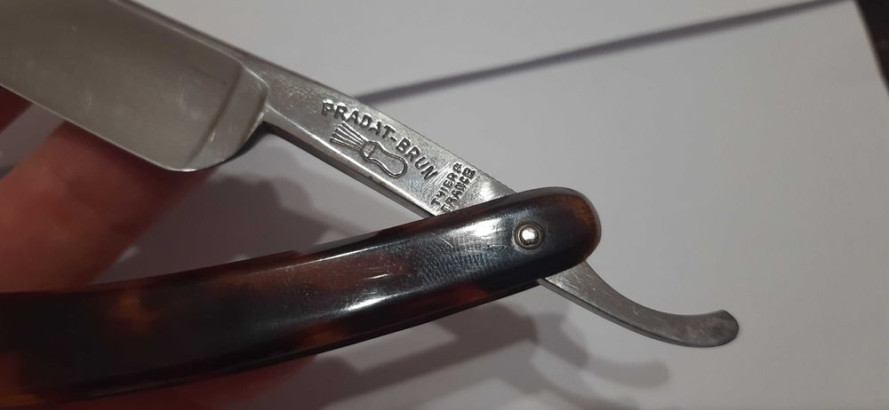 Продам опасную бритву