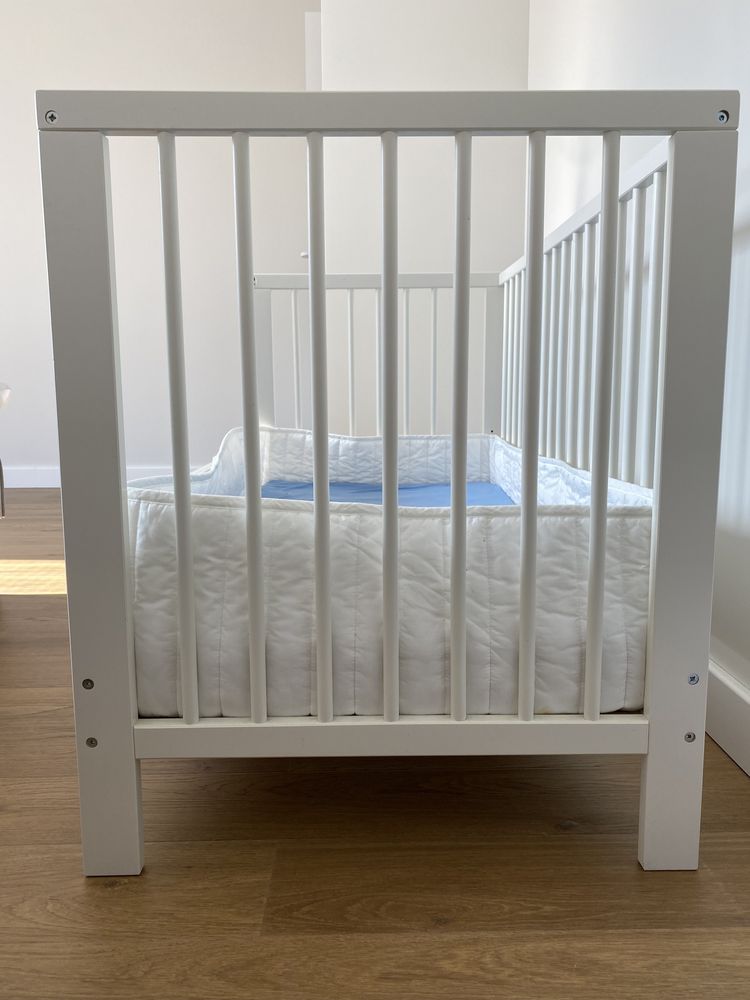 Ліжко для немовлят ІКЕА GULLIVER + матрац ІКЕА PELLEPLUTT