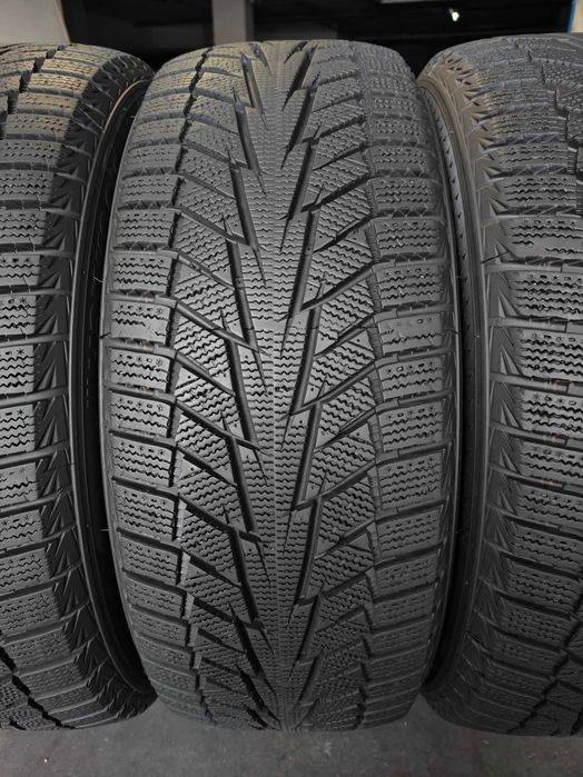 R18 245 45 шини зимові 24р Hankook Winter I*Cept Корея