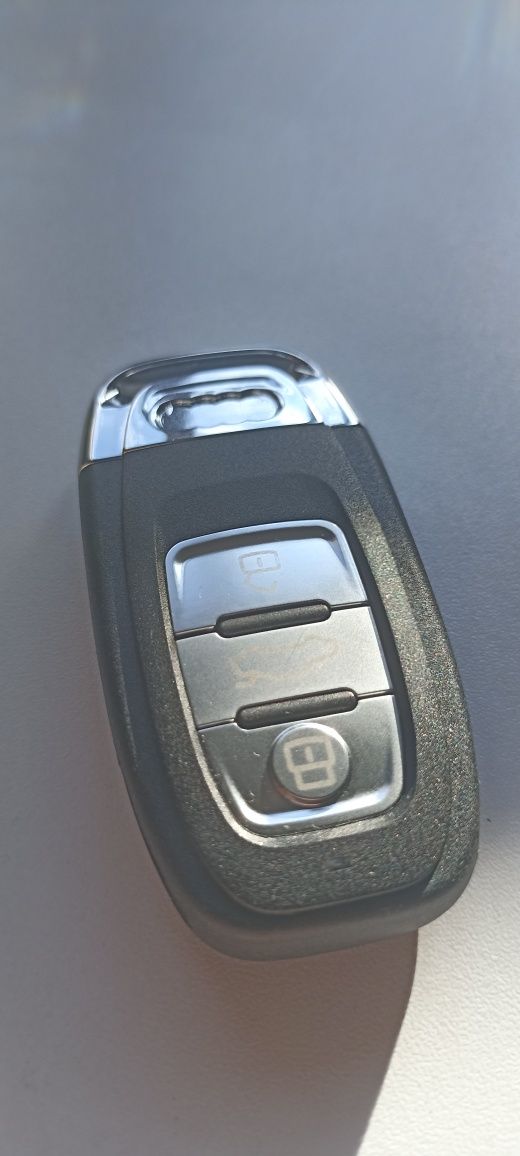 Смарт ключ новий Audi 8T0 959 754  315 Mhz