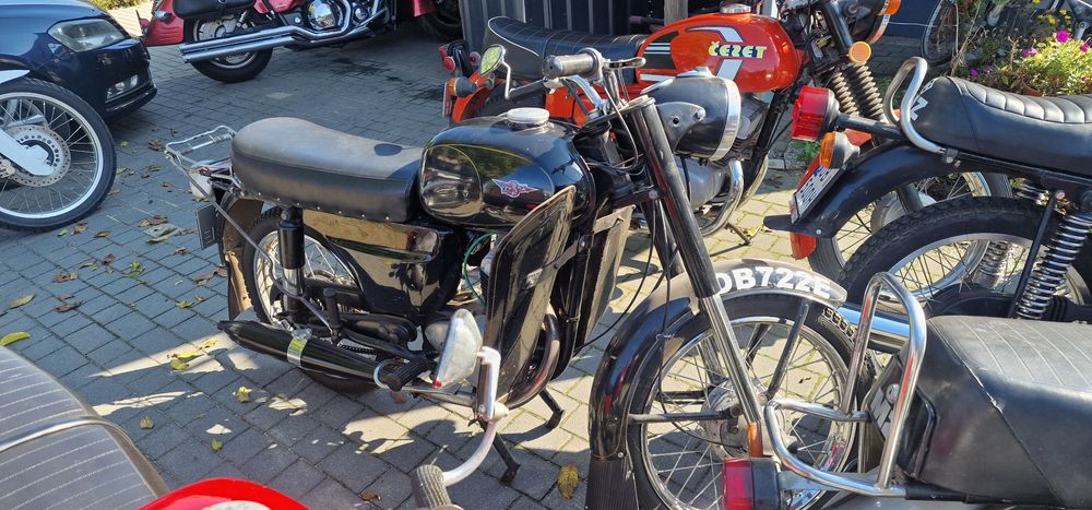 ST 1300 honda wsk mz etz jawa shl