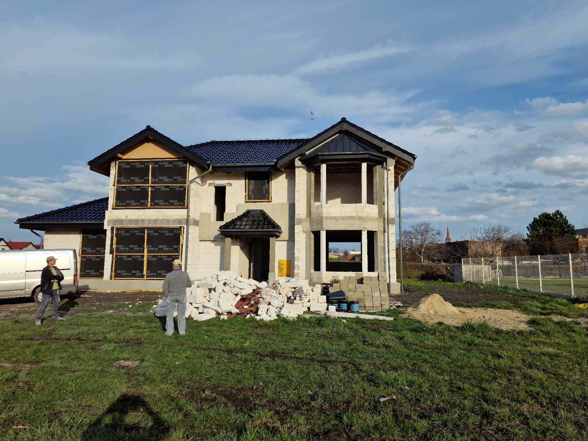 Usługi ogólnobudowlane , budowa domów , docieplenia , remonty