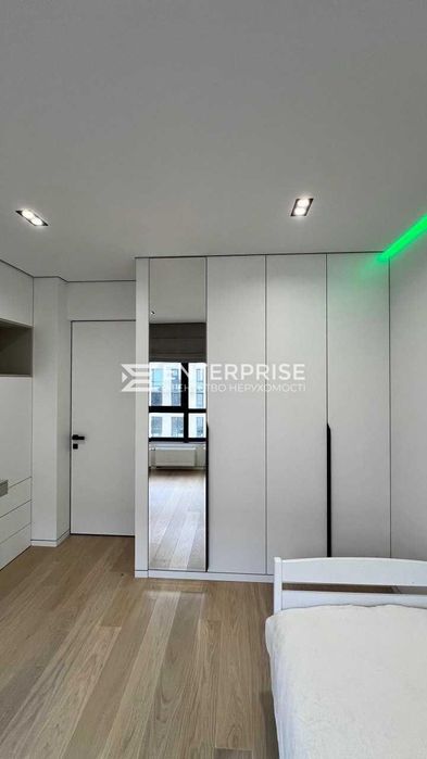 Продаж 2 кімнатної дизайнерської квартири в ЖК “Файна Таун”