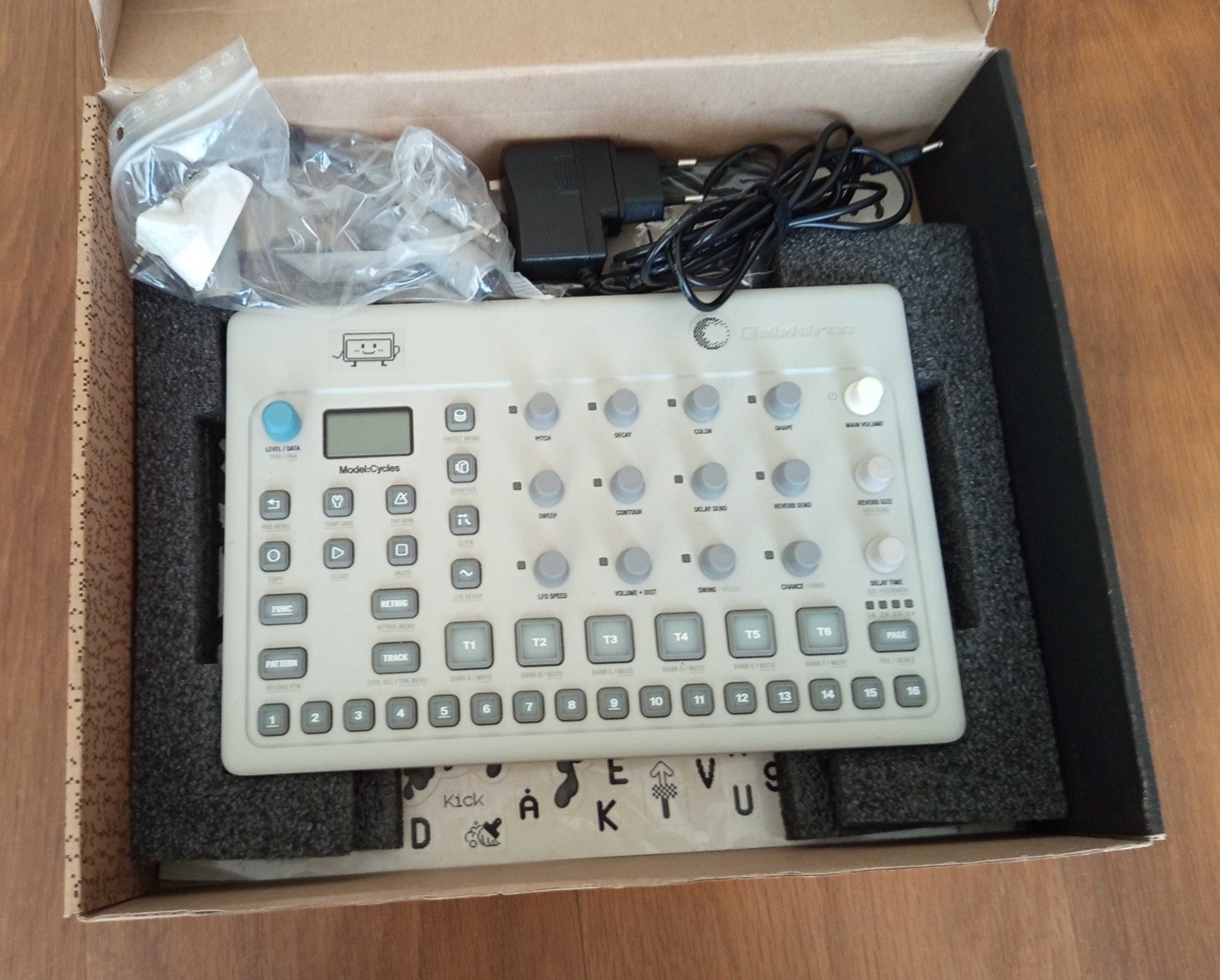 Elektron Model Cycles Groove Box