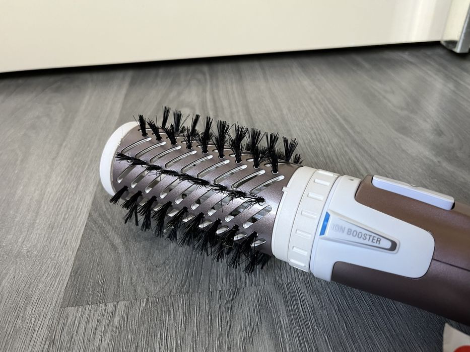 Фен щітка Rowenta CF9540