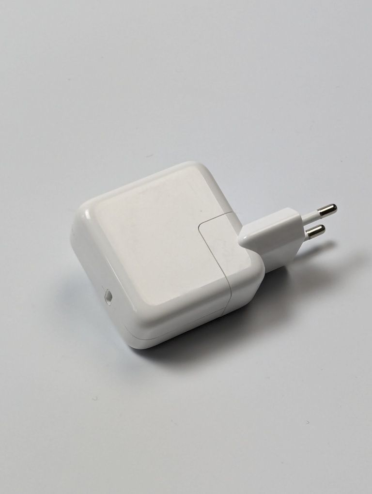Зарядка Apple MacBook Air/Pro/Iphone 30W Блок живлення/бп макбук EU