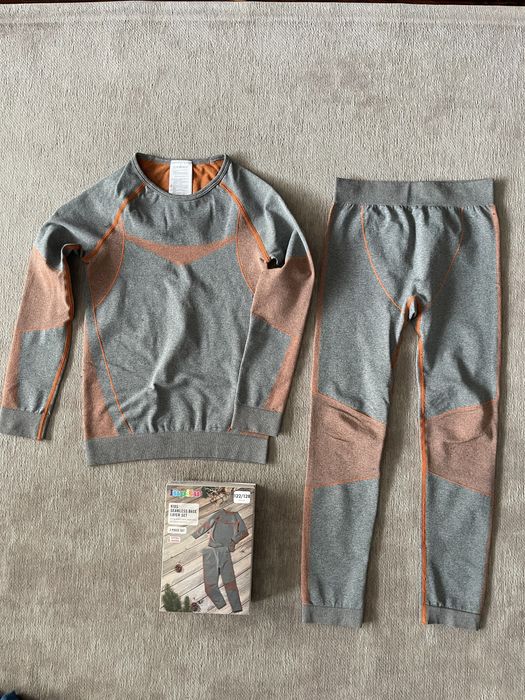 Bielizna termiczna szaro pomarańczowa 122/128 rozmiar Lupilu