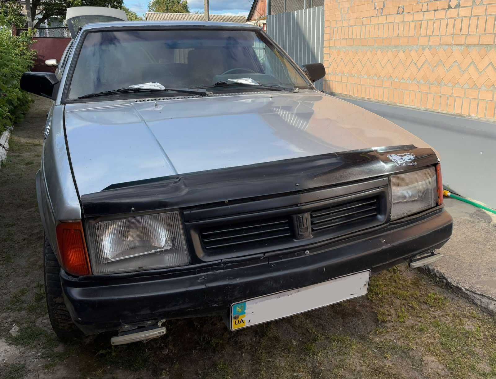 Автомобіль Москвич-2141