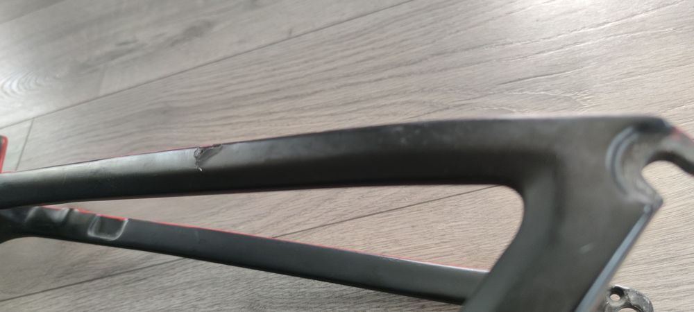 Rama szosowa carbon ROSE REVEAL FOUR do naprawy