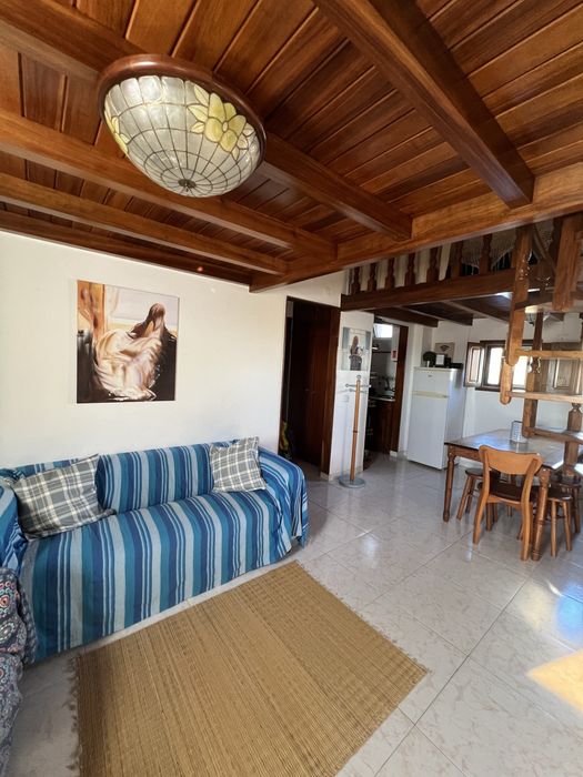 Arrenda se Costa da Caparica loft