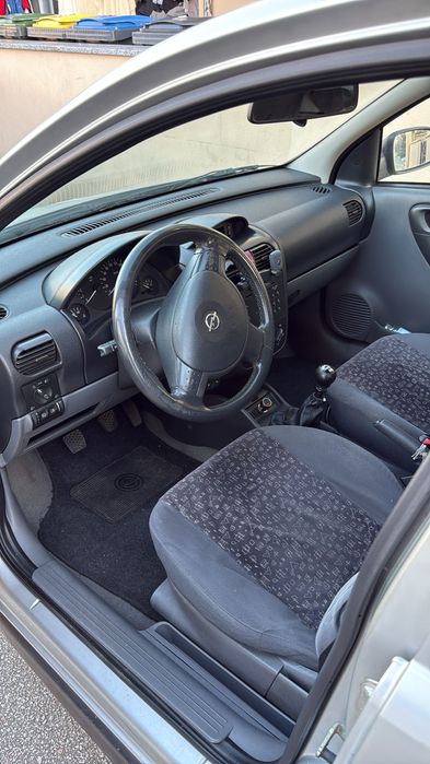 Vendo corsa c 1.2 2001
