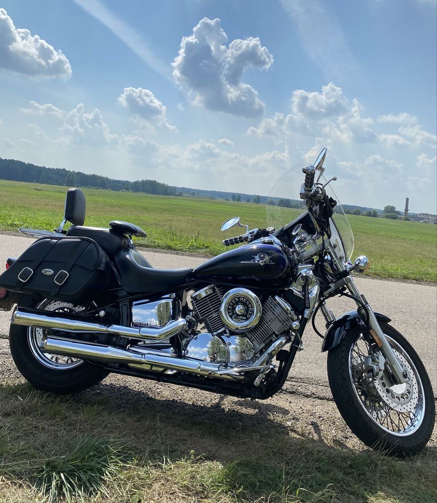Yamaha VStar XVS1100 Custom