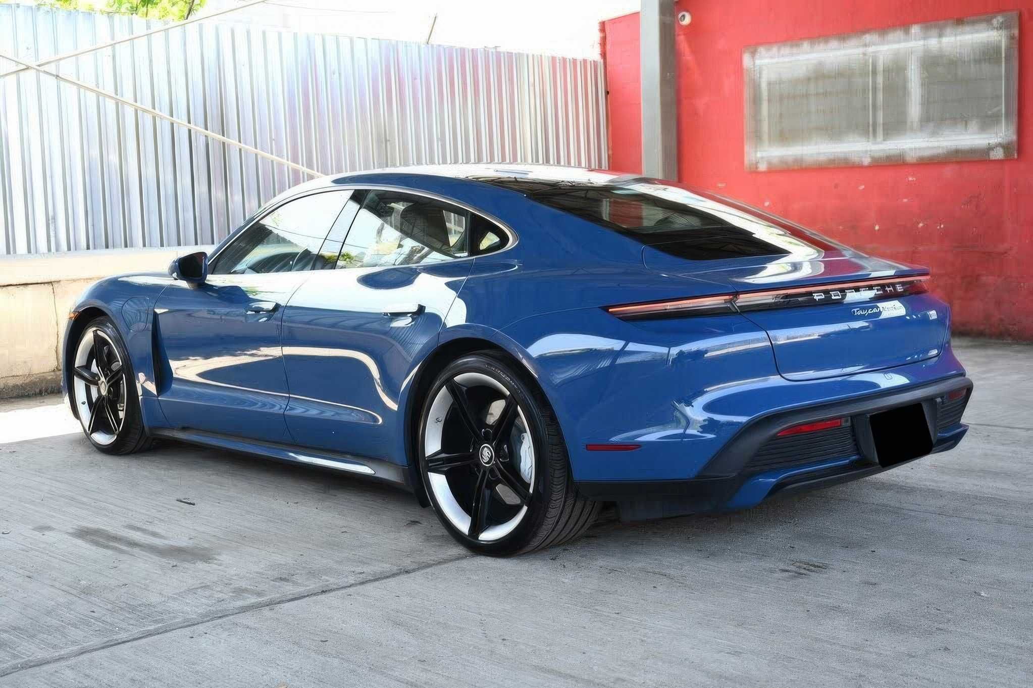 2021 Porsche Taycan Turbo AWD