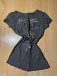 Guess bawełniana damska bluzka tshirt szary napis kryształki