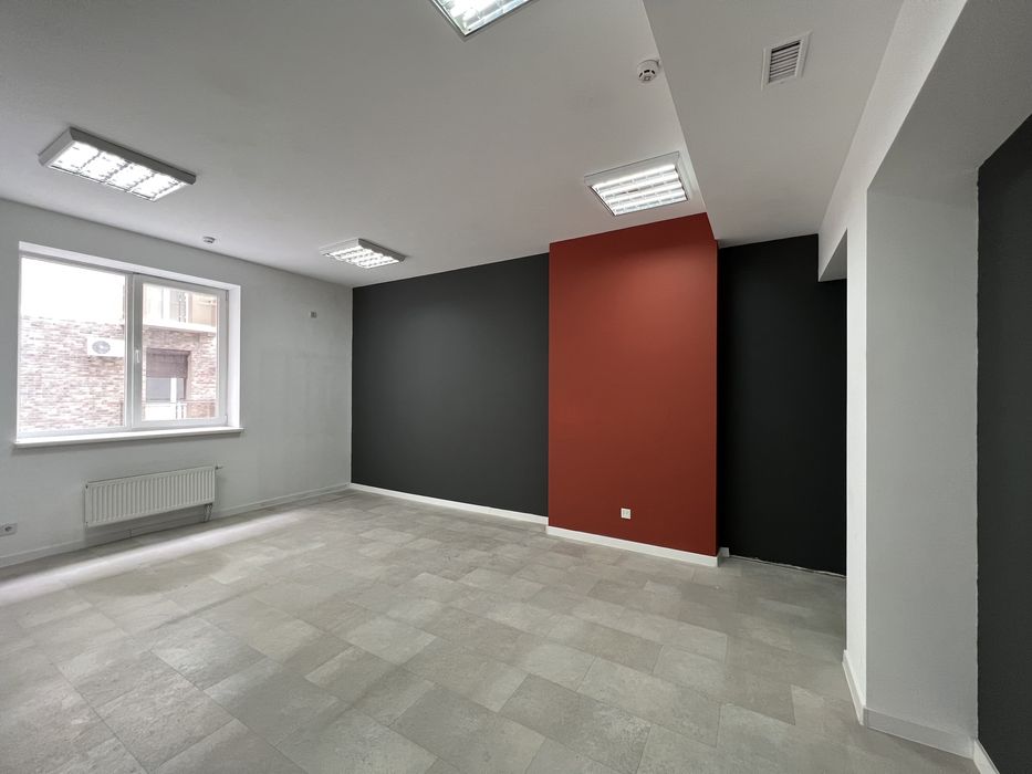 Оренда офісів від 20-35 (м2) в БЦ, біля Податкової