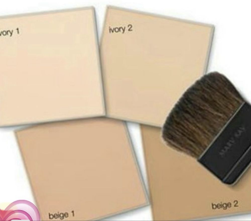 Ivory 2 Mineralny puder prasowany Mary Kay