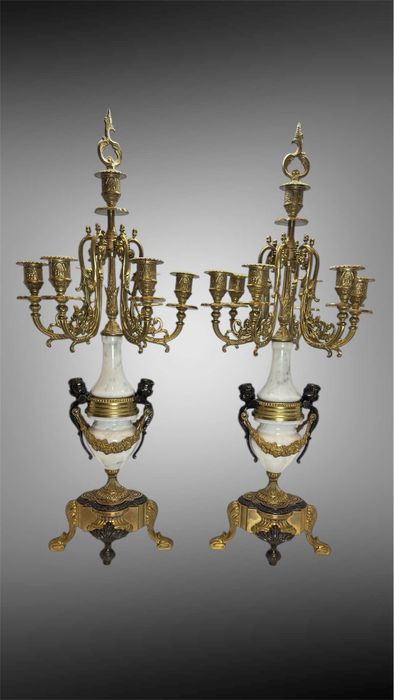 Антикварний годинник канделябри часы підсвічники канделябры подсвечник