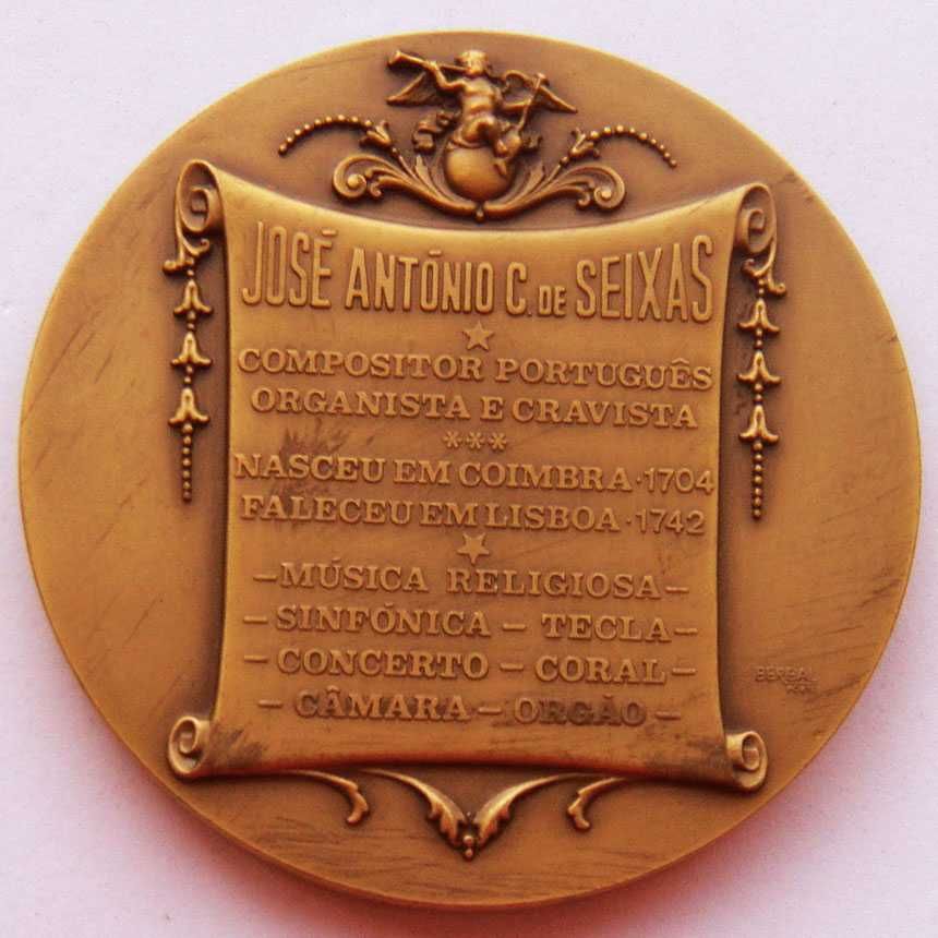 Medalha de Bronze Música Compositor e Organista Carlos de Seixas