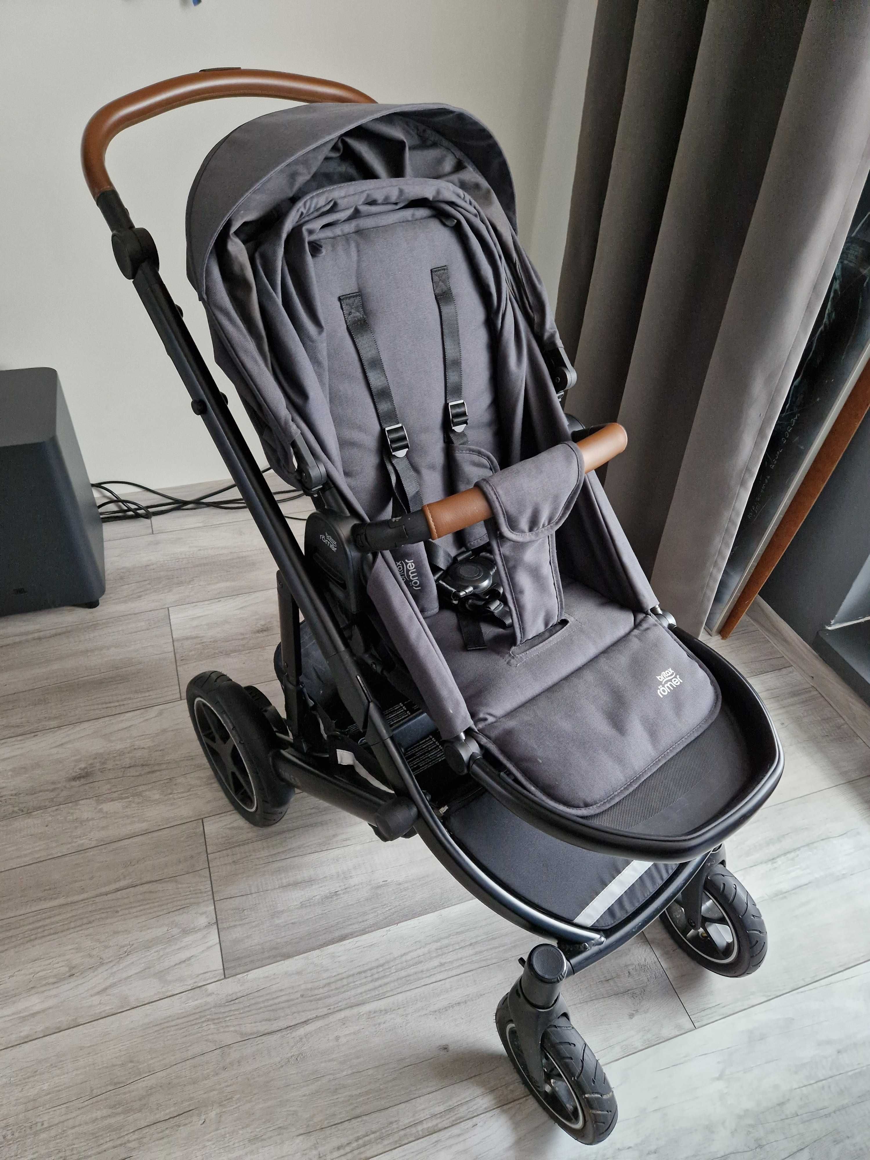 Britax Romer Smile 3 - pełny zestaw + akcesoria